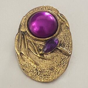 Art nouveau Vintage Gold Brooch with Purple Accents